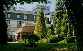 Booking Hotel Crown Piast & Spa